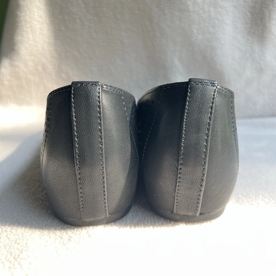 Zapatos de cuña Baretraps para mujer talla 10 sin cordones con recorte oculto bailarina negros Foto 4 de 4