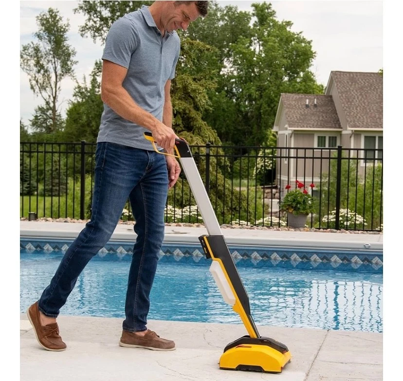 Wagner Spraytech (2469828) Levaro Powerbrush 18V Cordless Outdoor Patio and Deck