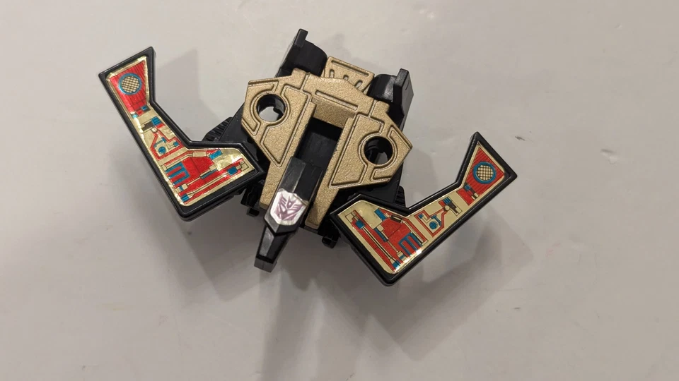 Vintage G1 Transformers 1984 Soundwave and Buzzaw 100% Complete - Image 4 of 4