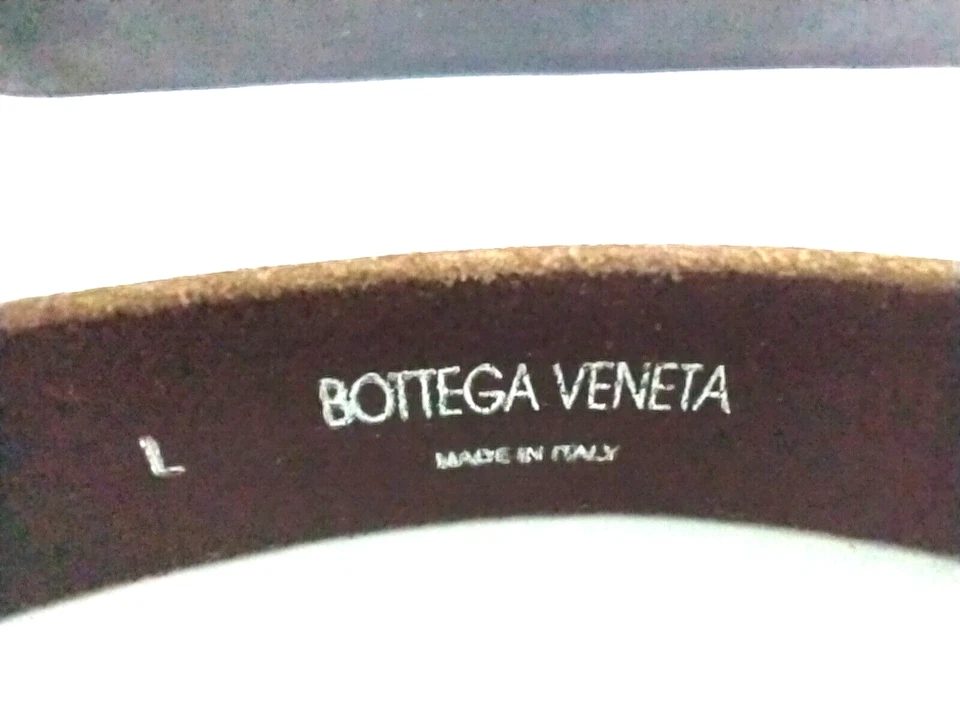 Cinturón Bottega Veneta Hecho en Italia, Mujer L, No mide Hebilla, Cinturón es 32" Foto 2 de 4