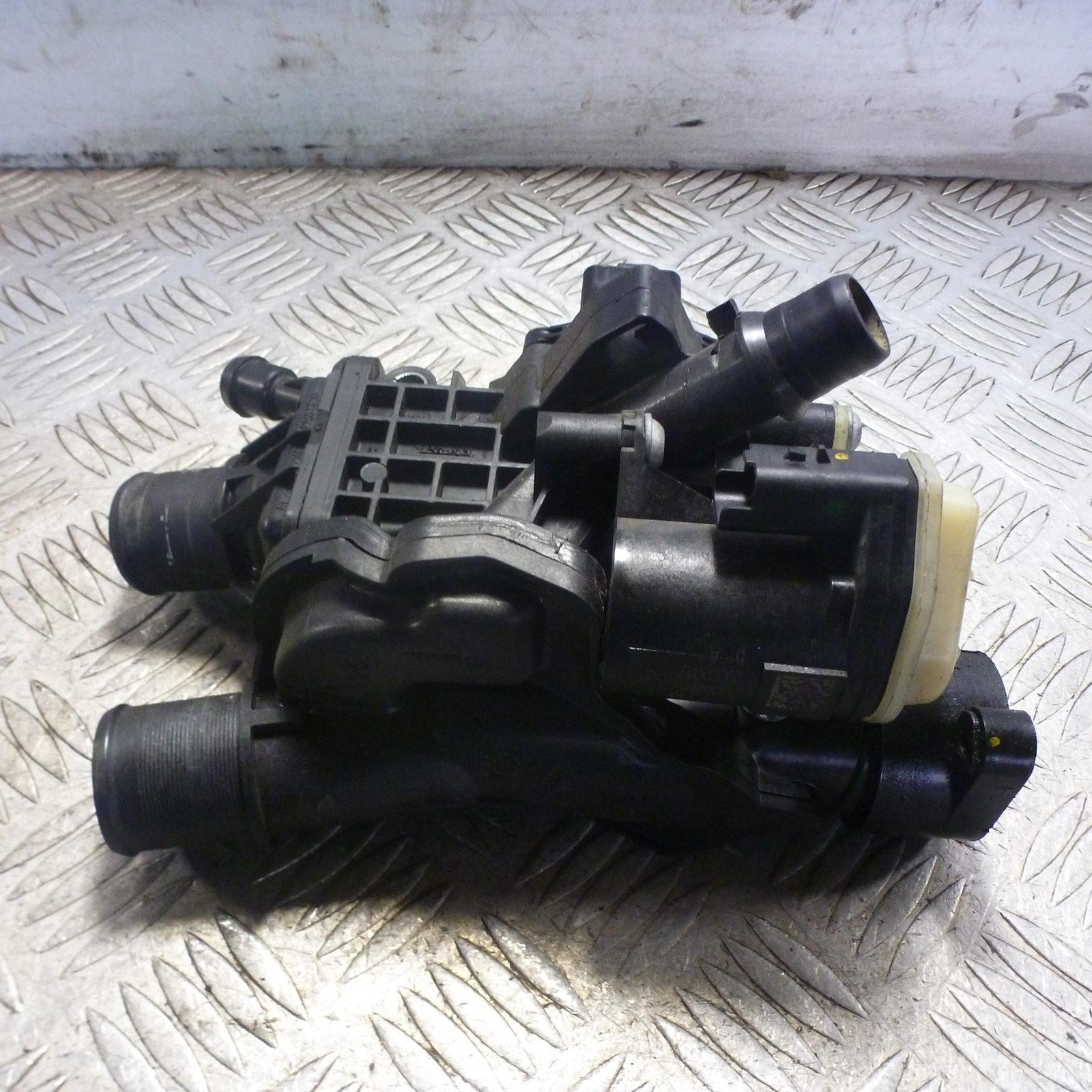 2018 PEUGEOT BOXER 2.0 HDI DIESEL THERMOSTAT HOUSING 9804160380 eBay