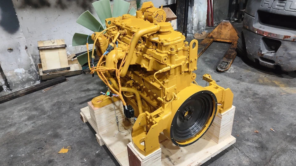 Depósito parcial Caterpillar excavadora CATC7 motor 325 329D equipo industrial Foto 4 de 4