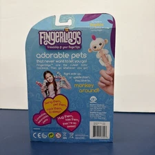 New Fingerlings WowWee Sophie White Interactive Baby Monkey Kid Toy