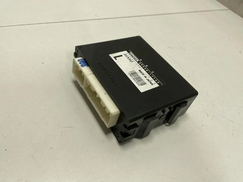 2001 丰田 MR2 SPYDER ABS PUMP 控制模块 原始设备制造商 + — 第 4/4 张图片