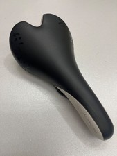 Used Fizik Aliante R3 Gamma Black/White.Saddle K Ium Rail