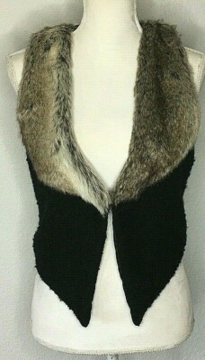 Hendi Women's Black Boucle Popcorn Open Vest Size Medium Faux Fur Collar