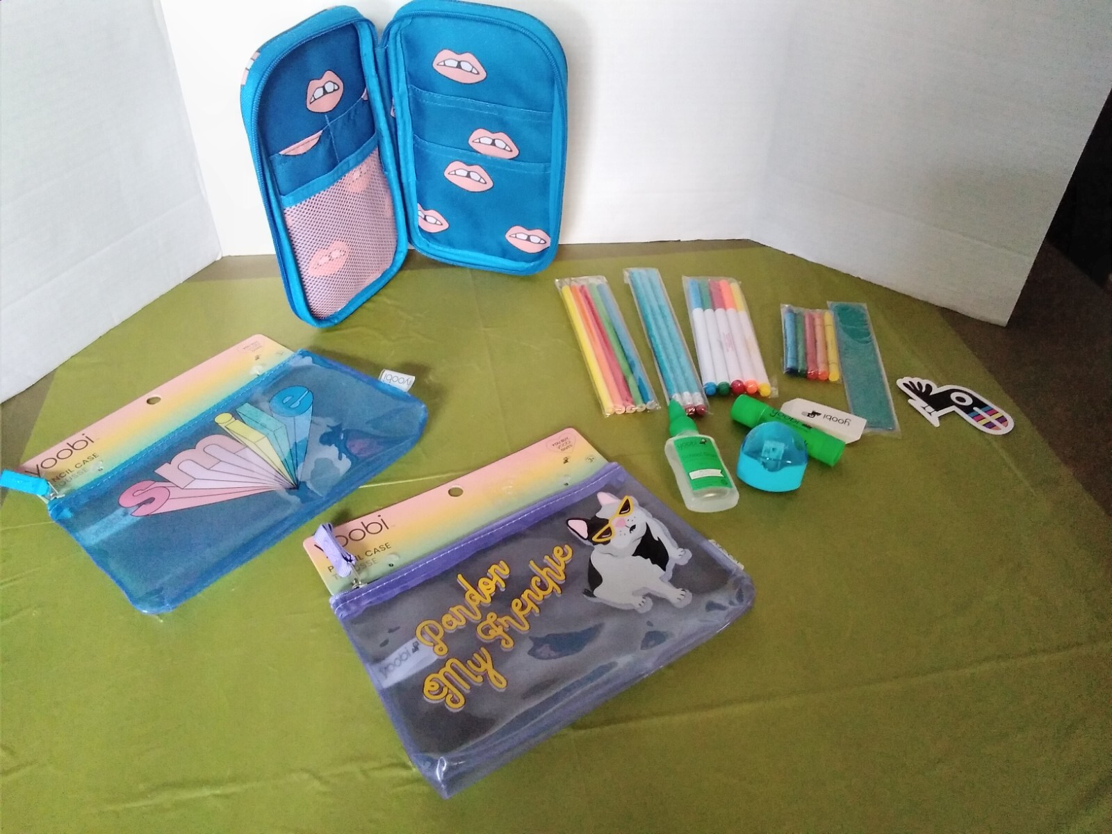 Pouch Makeup Cases Lot Of 3 W/accessories Pencils, Glue, Eraser Ect