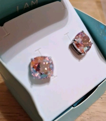 Origami Owl Light Rose Shimmer Clara Stud Earrings - Picture 3 of 4