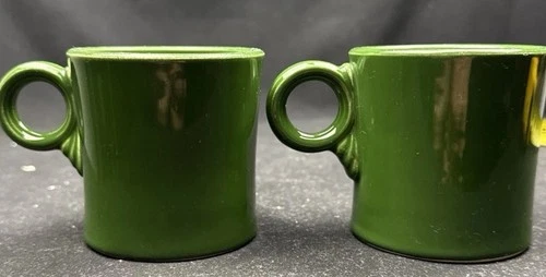 Fiesta Fiestaware Shamrock Green Coffee Tea Mugs Set of 2 10oz VTG RARE USA