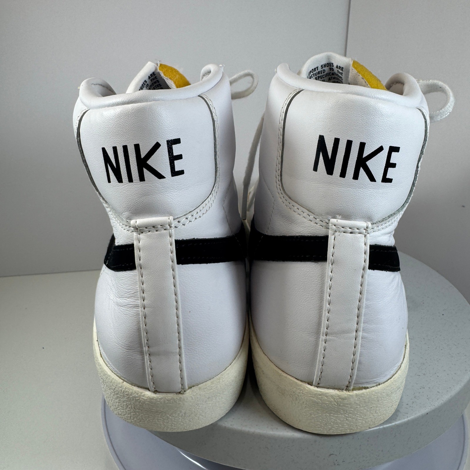 Nike Blazer Mid '77 Vintage Men's 10.5 White Black Leather Retro Sneaker thumbnail 4