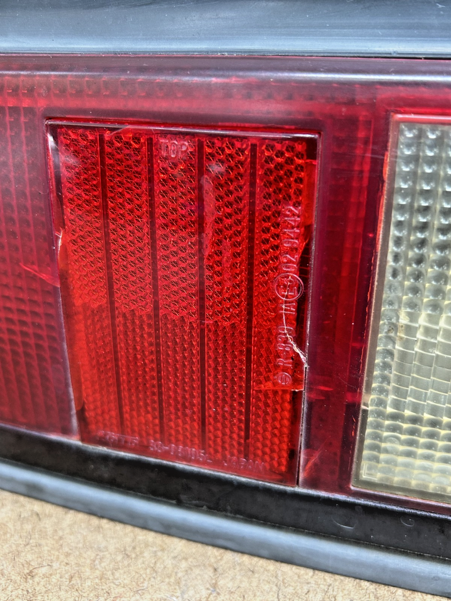 1991 -1993 Toyota MR2 Taillight LH Left Driver Side Tail Light