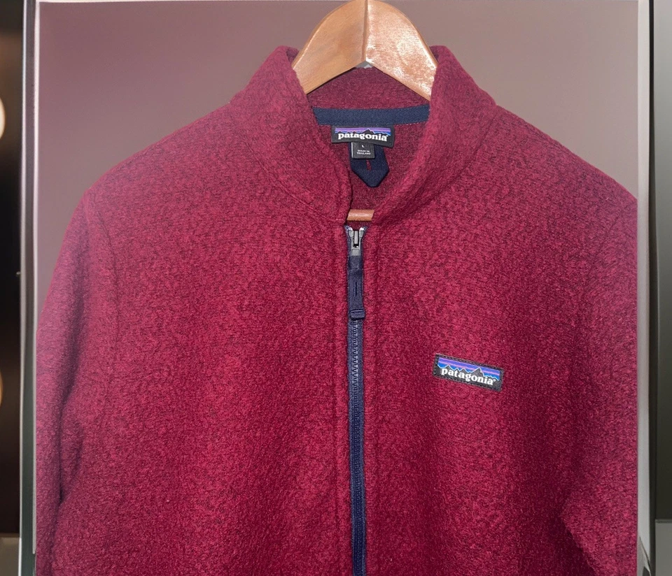 Patagonia Jacket Men Large Red(MAROON)Wool Woolyester Fleece  Outdoors Hiking  - Image 3 of 4
