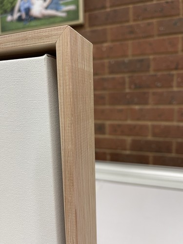 Artist Canvas With Oak Float Frame Ready To Paint 900mm X 600mm - Picture 2 of 3
