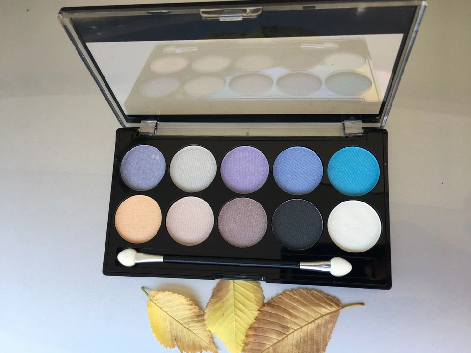 Paleta de sombras de ojos Mariposa 🦋 Dolly Wink Foto 2 de 4