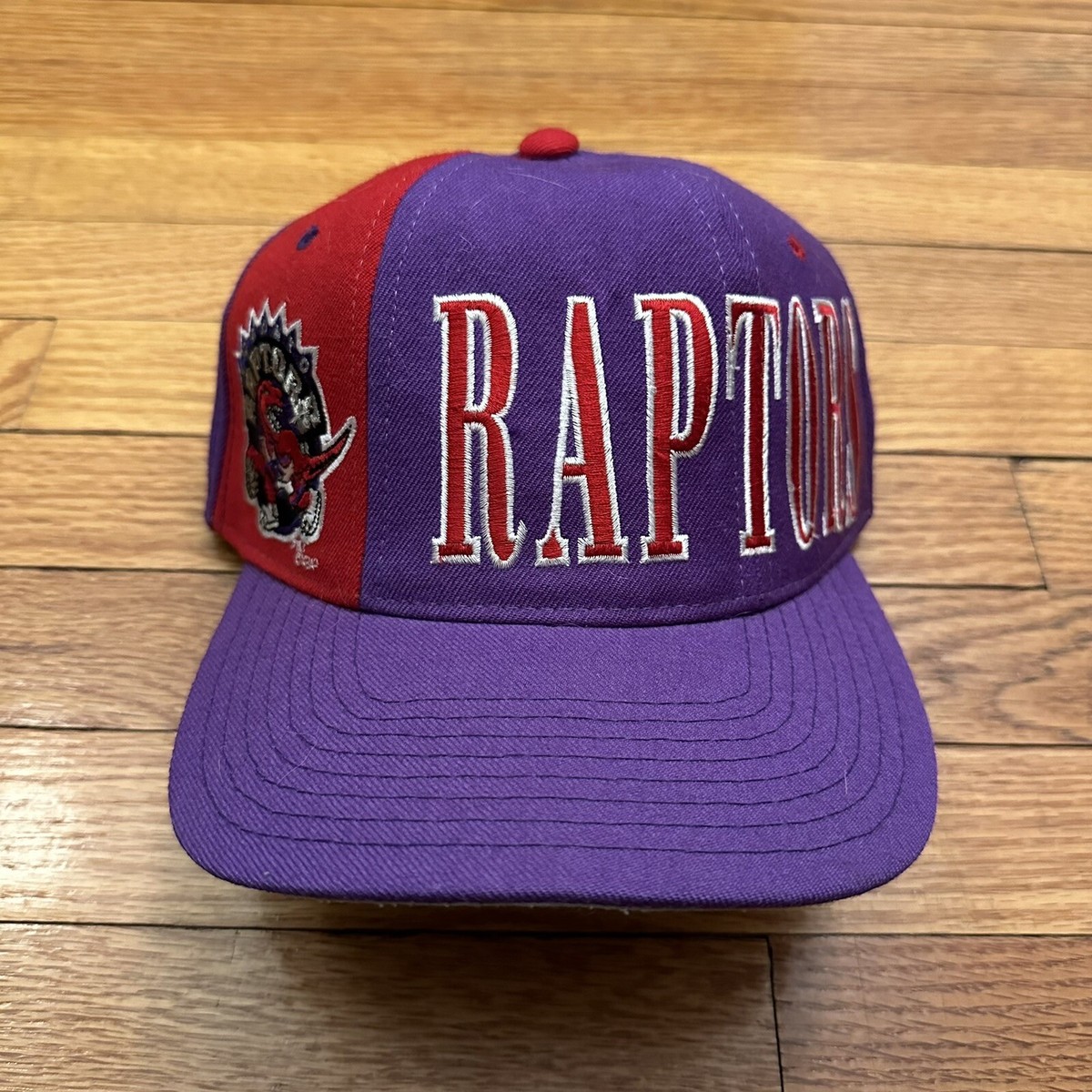Vintage 90s Starter Tri Power Toronto Raptors Wool Snapback Hat