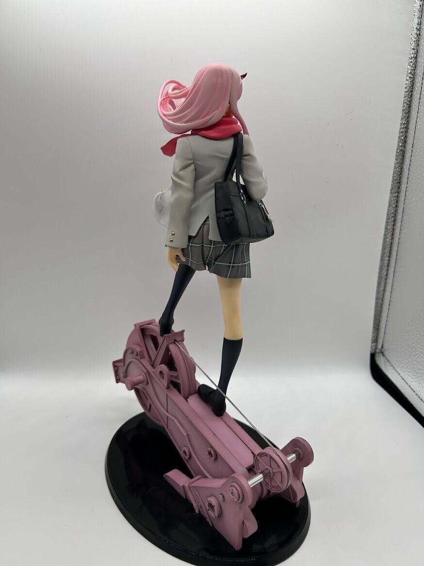 Zpzzy DARLING In The FRANXX:02/Zero Two/Uniform Ver PVC Anime