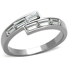 TK1335 - High polished (no plating) Stainless Steel Ring with Top Grade Crystal