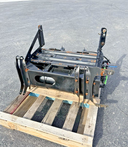2020 Freightliner Cascadia 126 Battery Box/AIR TANKS