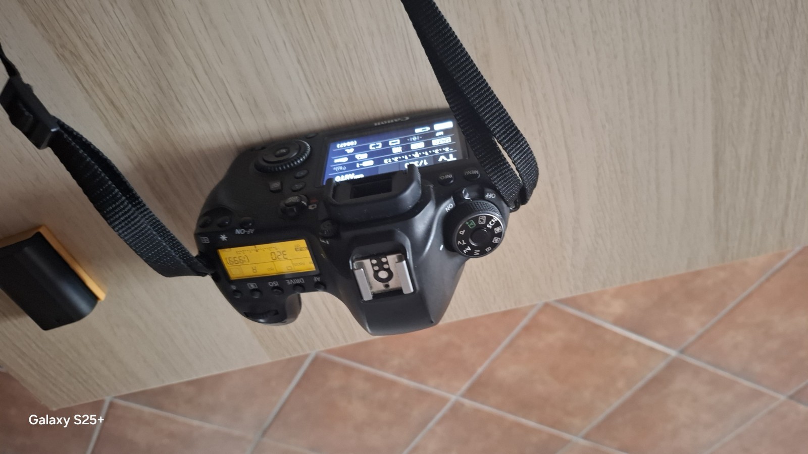 Canon Eos 6d + Canon Ef 24-105 Is Stm In Buone Condizioni Ed Usati Poco