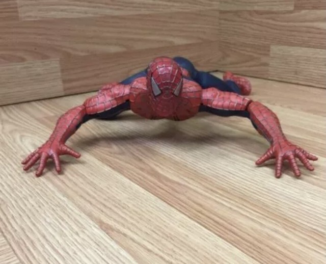 crawling spiderman toy