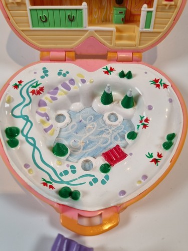 Polly Pocket Bluebird 1989 Heidi's Alpine Chalet Vintage Playset - Picture 3 of 6