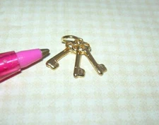 Miniature Old-Fashioned HUDSON RIVER GOLD Keys on Ring: DOLLHOUSE 1:12