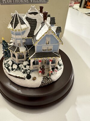 Hawthorne Village T Kinkade Victorian Lights Holiday Gathering 99