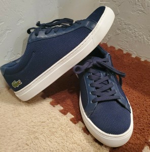 navy blue gym shoes