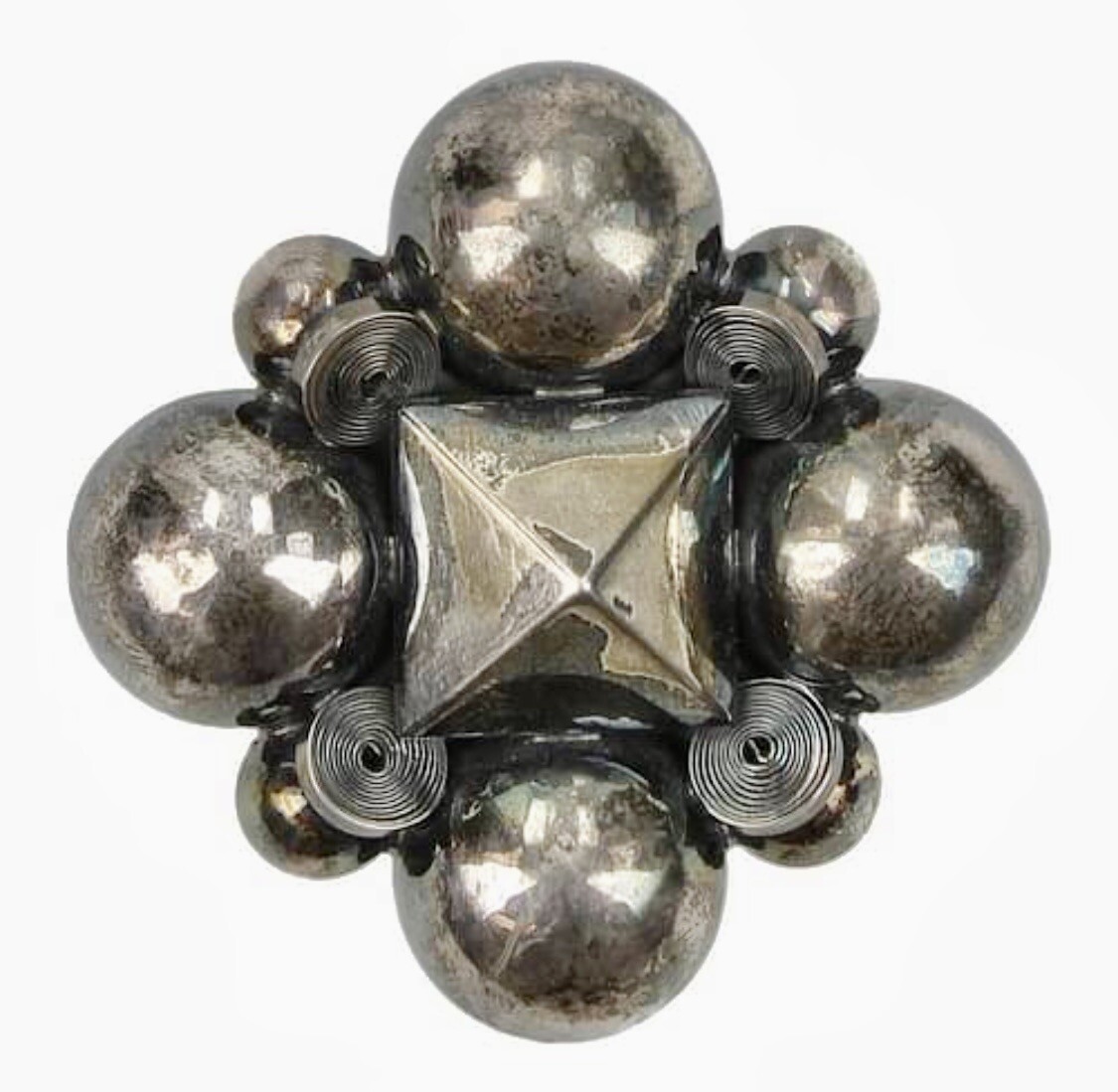 New in Box BOTTEGA VENETA .925 Rustic Silver Pin NEVER POLISHED