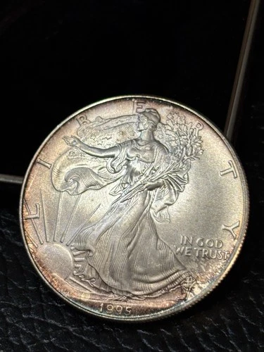 1995 1 oz Silver American Eagle Uncirculated Coin Very Fine