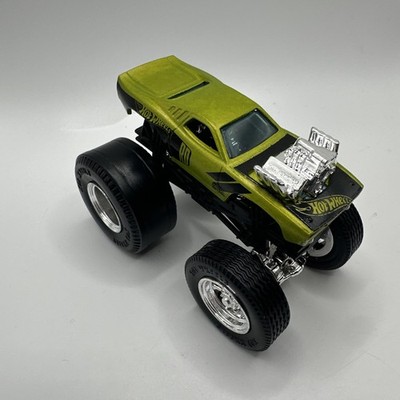 Hot Wheels Monster Trucks 1:64 Rodger Dodger Monster Truck