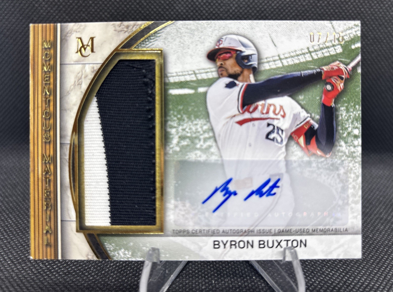 2025 Topps Museum Collection Byron Buxton Jumbo Patch Auto /15 MomentousMaterial