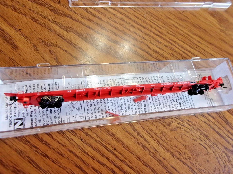 Micro-trains c 071 00 592 New N-scale Providence & Worchester Flatcar #105519 - Image 2 of 2