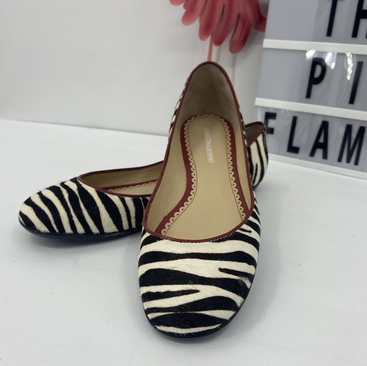 Johnston Murphy Flats Womens 8.5 M Zebra Hair Ballerina Red White Slip On