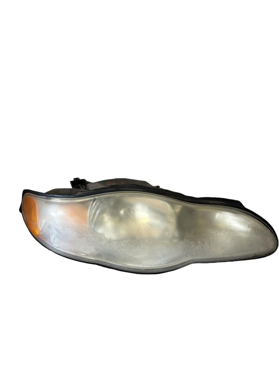 Toa 00 01 02 03 04 05 CHEVY MONTE CARLO Headlamp Headlight