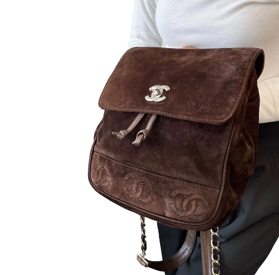 Mochila CHANEL Vintage Marca CC Logo Bloqueo Giratorio Puntada Marrón Plata Gamuza Foto 4 de 4