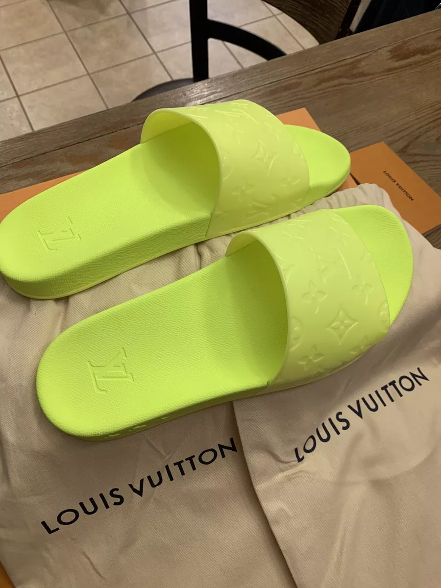 100% AUTHENTIC MEN’S LOUIS VUITTON WATERFRONT MULE SLIDES MONOGRAM US 9