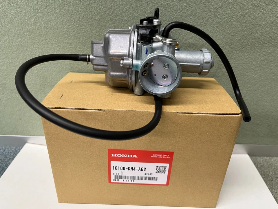  New OEM CARBURETOR ASSY 04-05 CRF100F 01-03 XR100R 16100-KN4-A62 Foto 3 de 3