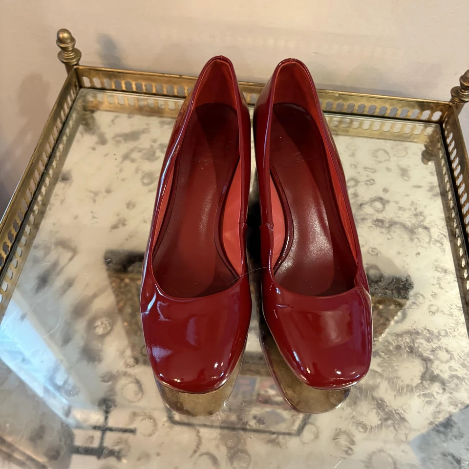 Zapatos de salón Tory Burch para mujer talla 7 charol rojo tacón ancho punta cuadrada Foto 2 de 4