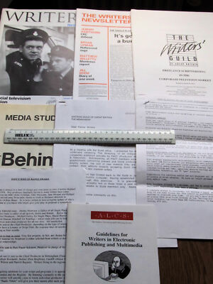 RICHTLINIEN FÜR SCHRIFTSTELLER DER 1990er JAHRE - ACHT DOKUMENTE (NACHRICHTENBRIEFE, BROSCHÜREN,