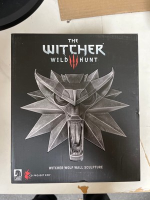 *DAMAGED* The Witcher 3 Wild Hunt: Wolf Wall Sculpture