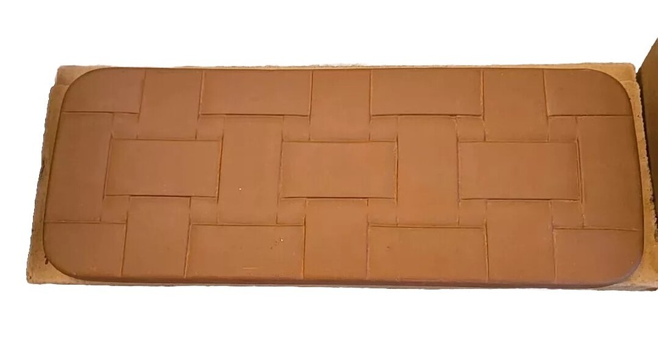 Longaberger Bread Basket Brick, Item 30074. Still in Box. 11"x 4.5