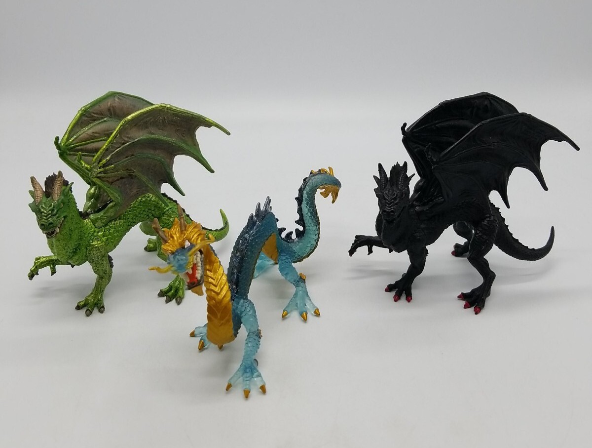 Safari Forest Dragon Green & Black with Plastoy Blue Gold Emperor