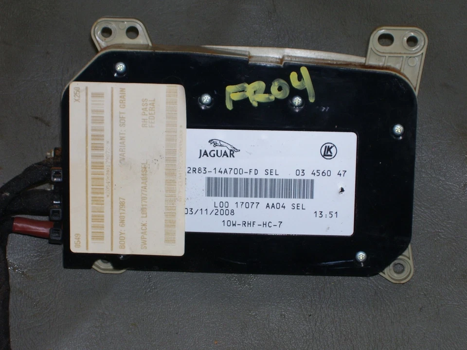 Оригинальный переключатель модуля регулировки переднего правого пассажирского сиденья Jaguar XF 2009 года выпуска - Изображение 2 из 3