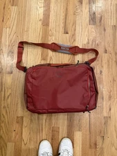 Osprey Transporter Messenger Bag 20L Shiny Red Carry On Boarding Bag