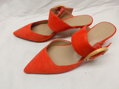 Anne Taylor Phoenix Suede Buckle Size 7.5 Bamboo Tropica Pointed Pump Heels 