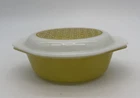 Vintage PYREX Casserole Dish and Lid in "Basket Weave" Promo pattern 1.5 Qt.