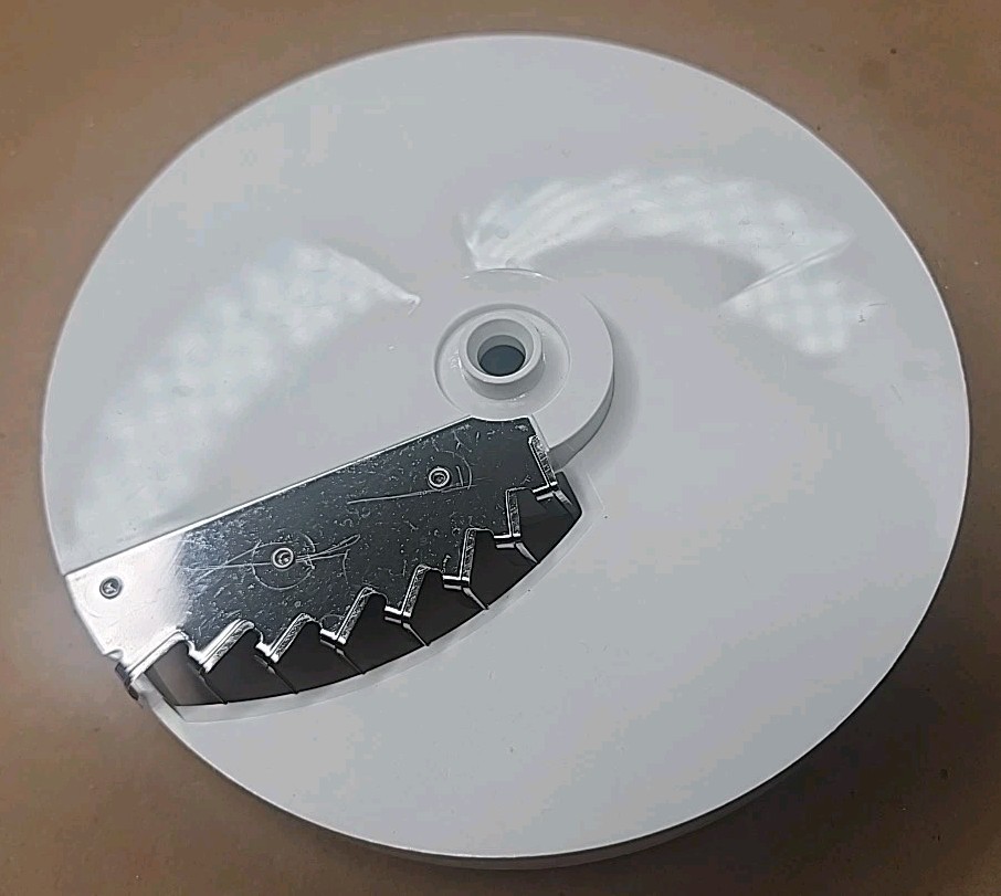 Oster 937-85 Food Processor Slicer Blade Disc &ndash; Fits Regen
