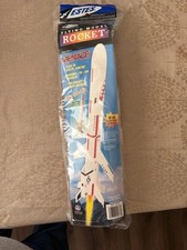 Estes Menace Flying Model Rocket Kit #2173 Sealed New, OOP, Vintage