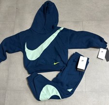 Nike Boys' Swoosh Essentials Fleece Hoodie   Jogger Set Size 6